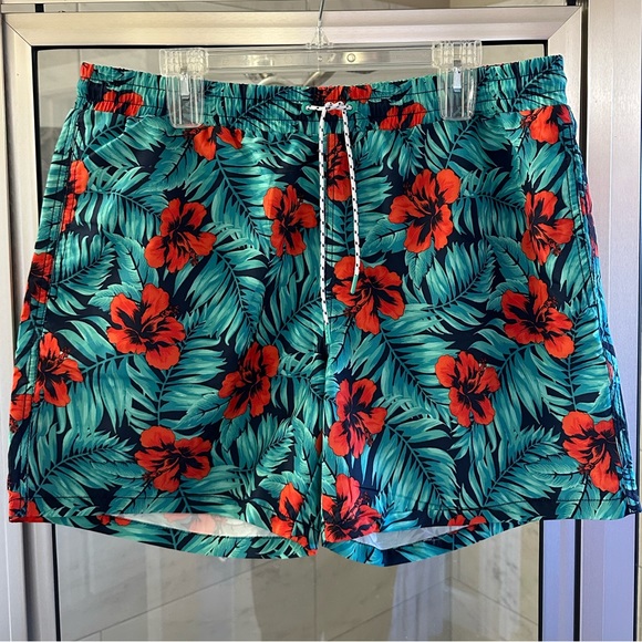 NEW Men’s swim trunks - Picture 1 of 3